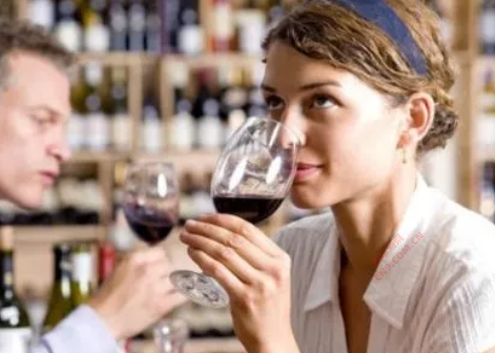 喝葡萄酒是不是真的有益于身体健康？